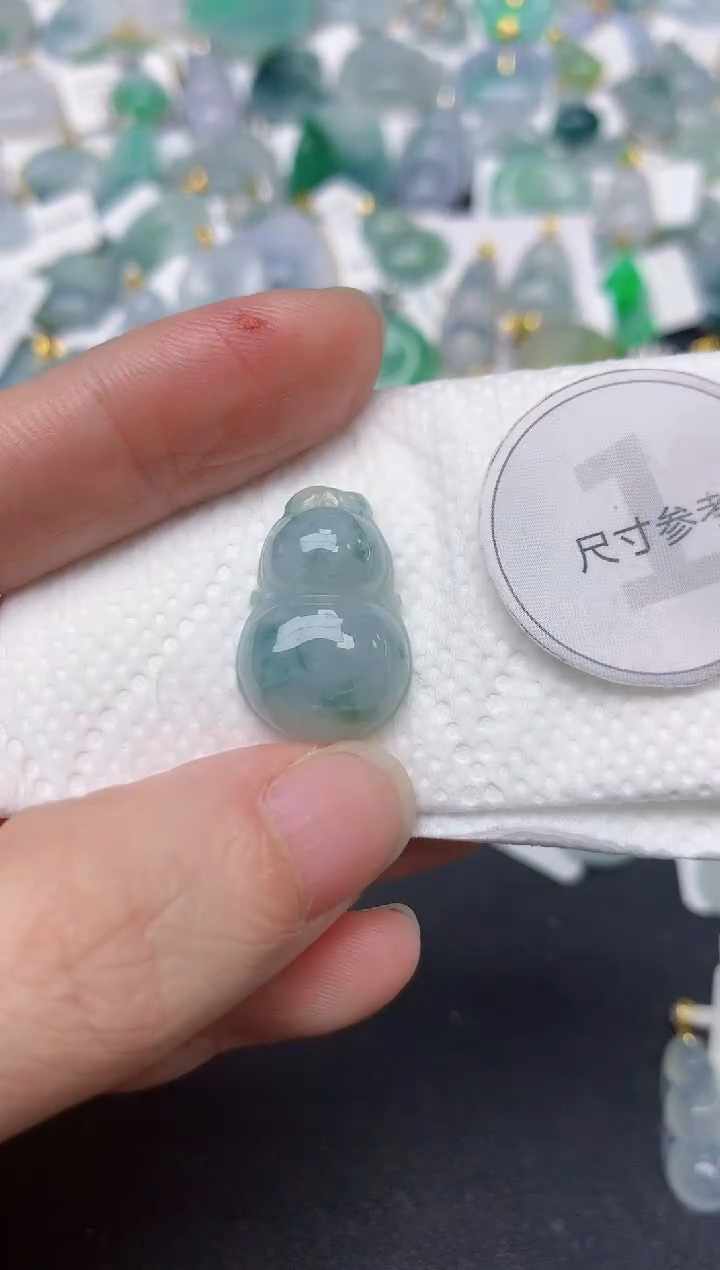 颈饰未镶嵌翡翠天然缅甸A货翡翠