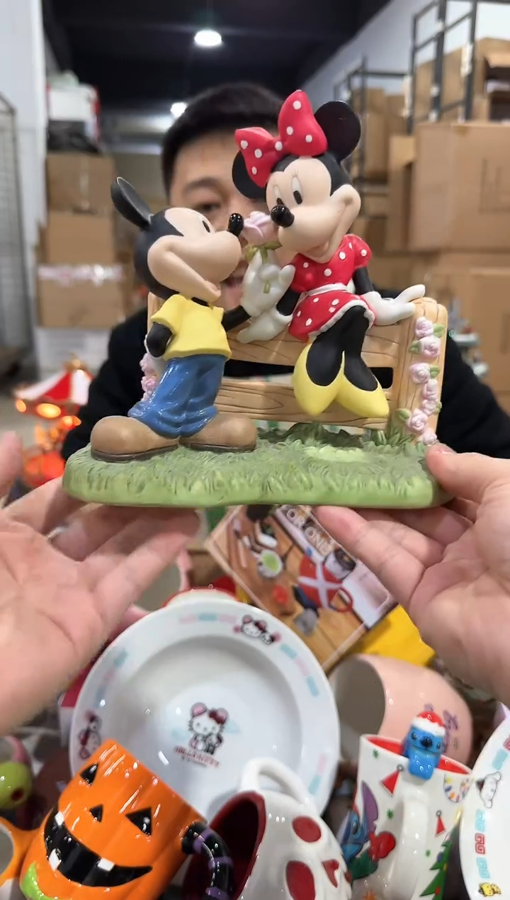 瓷片米奇米妮栏杆摆件 高温