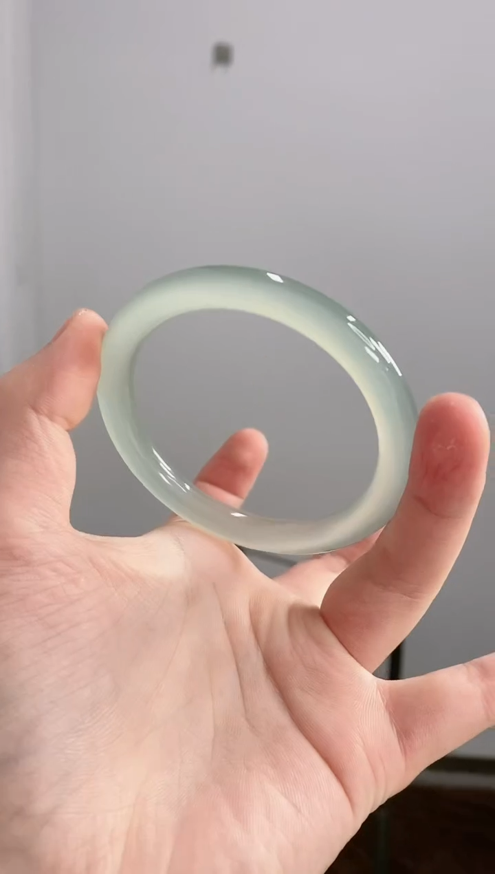 【闪购商品】玛瑙/玉髓手镯未镶嵌58圈卡8圆条