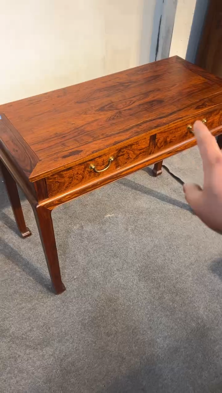 【闪购商品】花梨木类木雕书桌