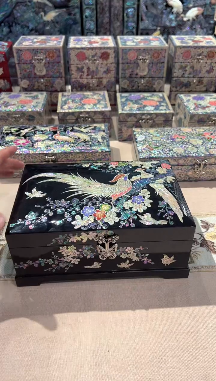 ·弘贝雅螺钿漆器文化馆