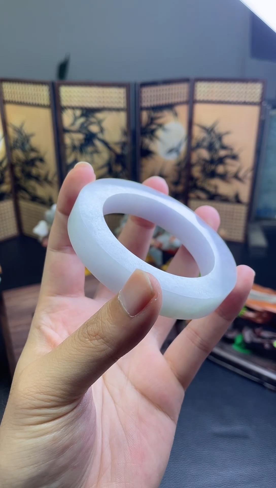 【闪购商品】定制翡翠手镯未镶嵌手镯