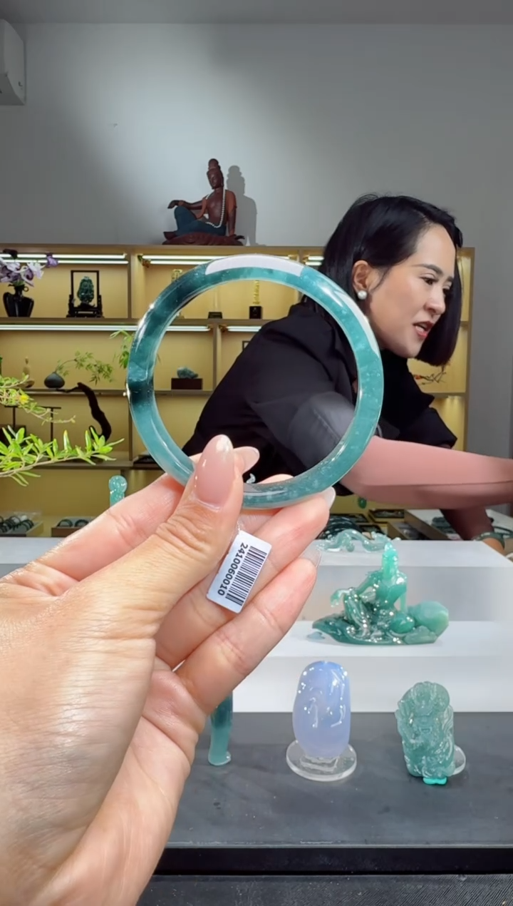 未镶嵌手镯翡翠57圈