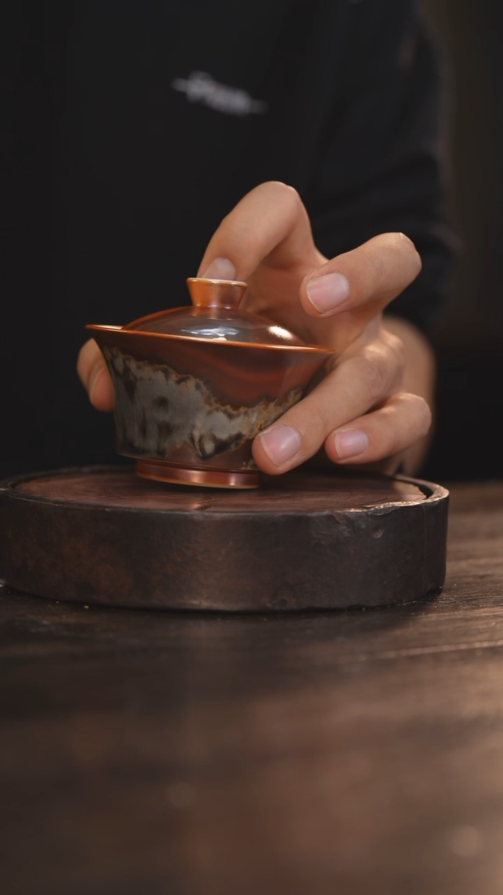 【闪购商品】杯54柴房陶瓷丨金红落灰盖碗