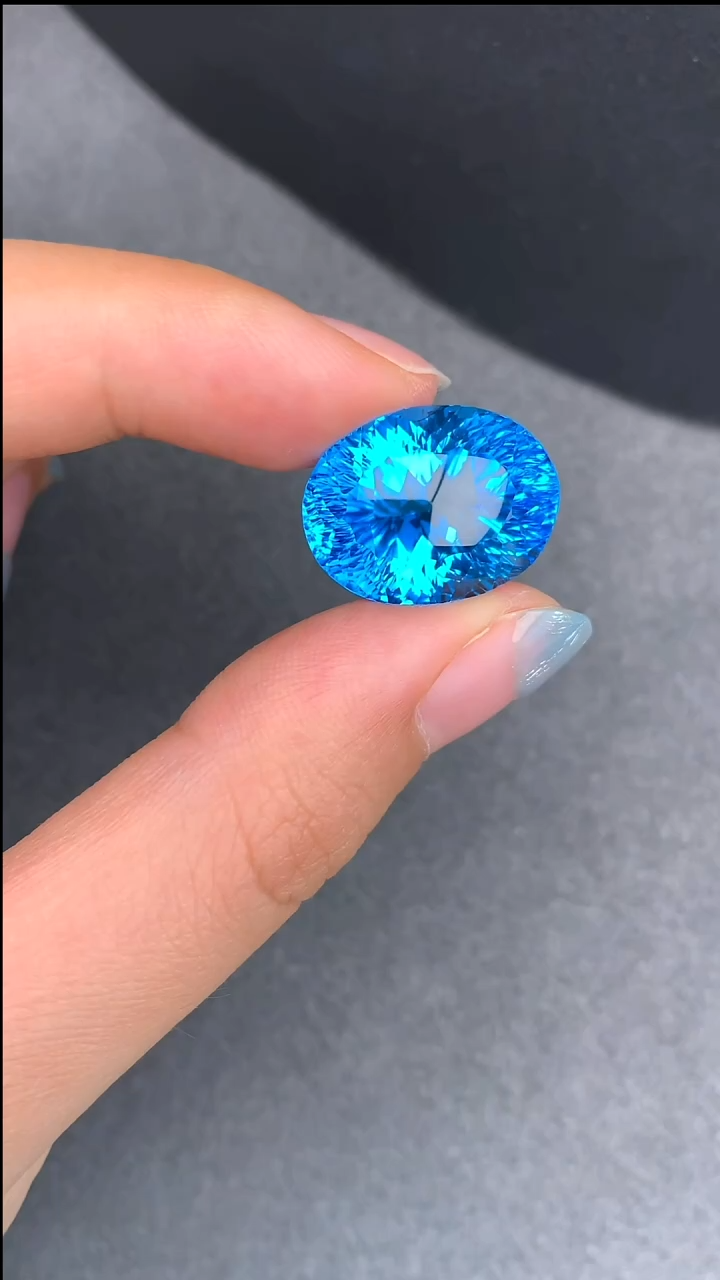 【闪购商品】托帕石裸石未镶嵌27.36克拉