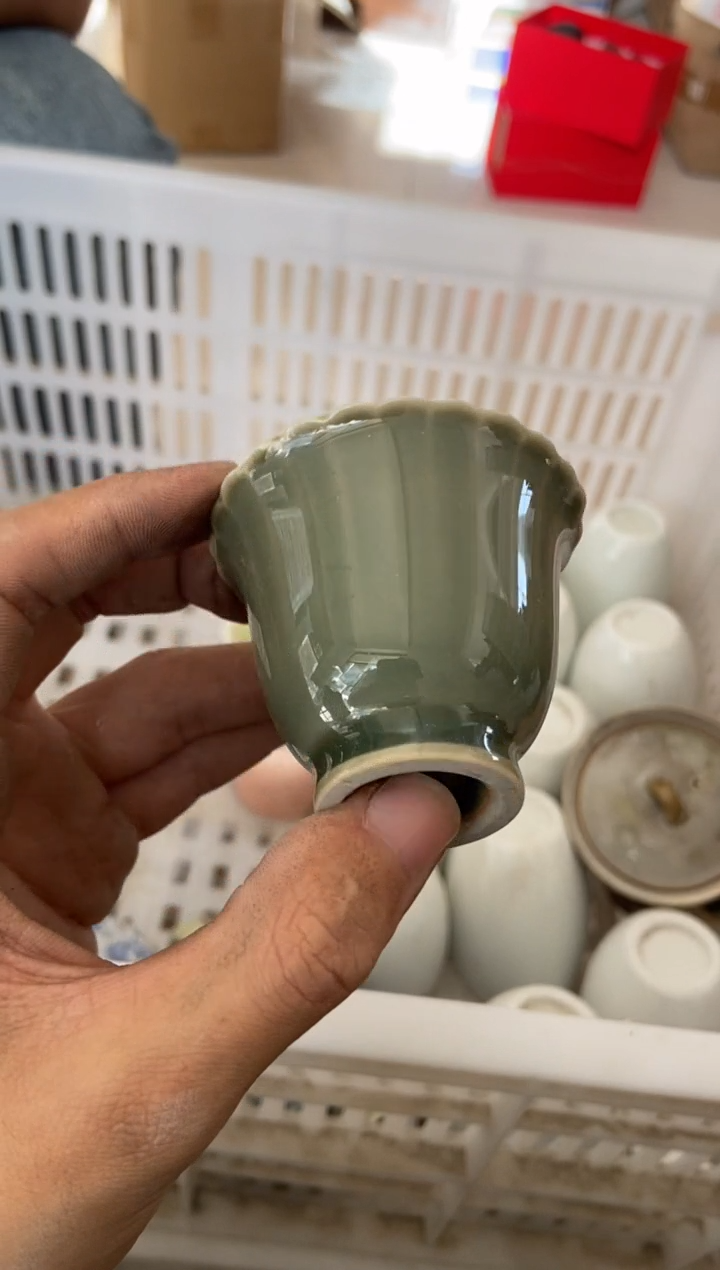 杯无运费险有瑕疵的摄影的产品有使用过的痕迹有点脏介意勿拍