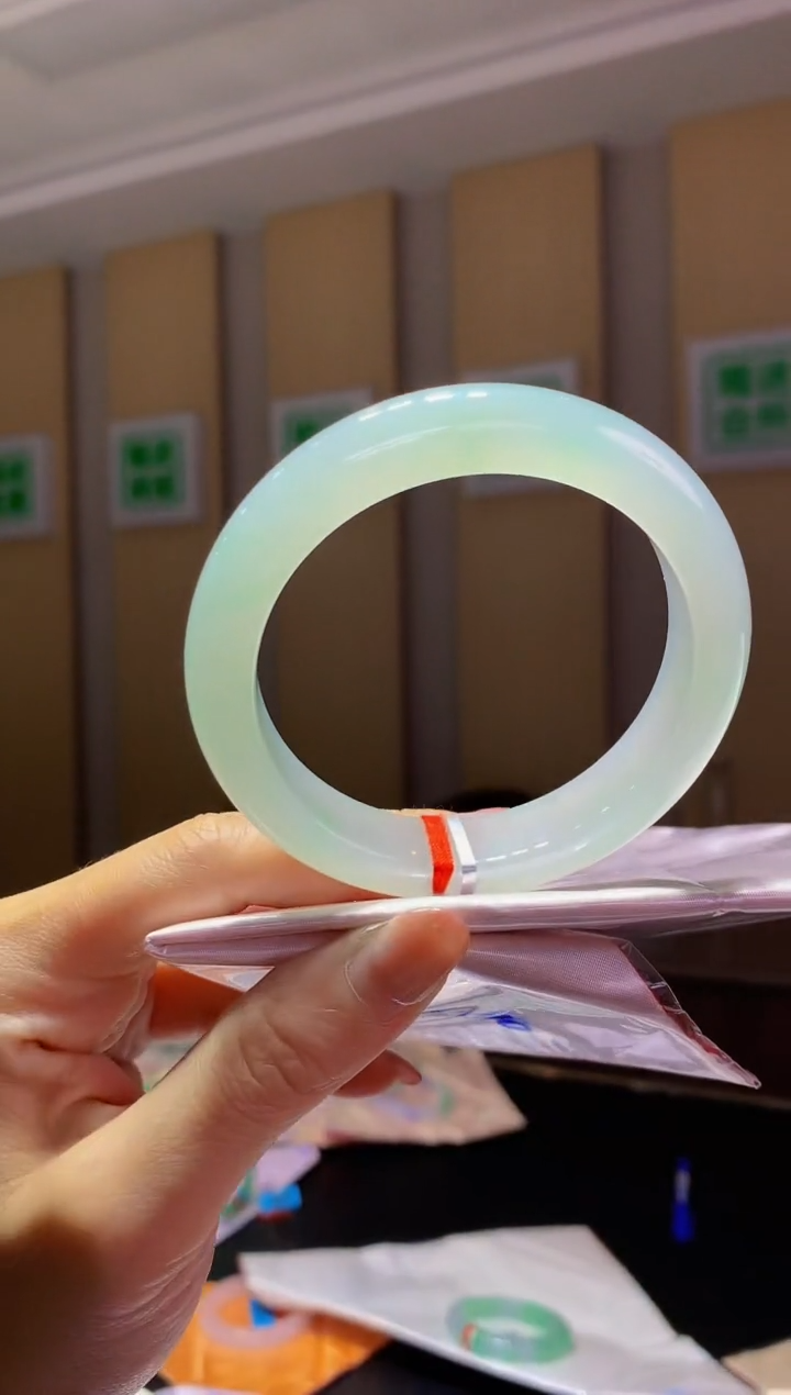 未镶嵌手镯翡翠-C115 圈口57.5 全款11万 定金2万