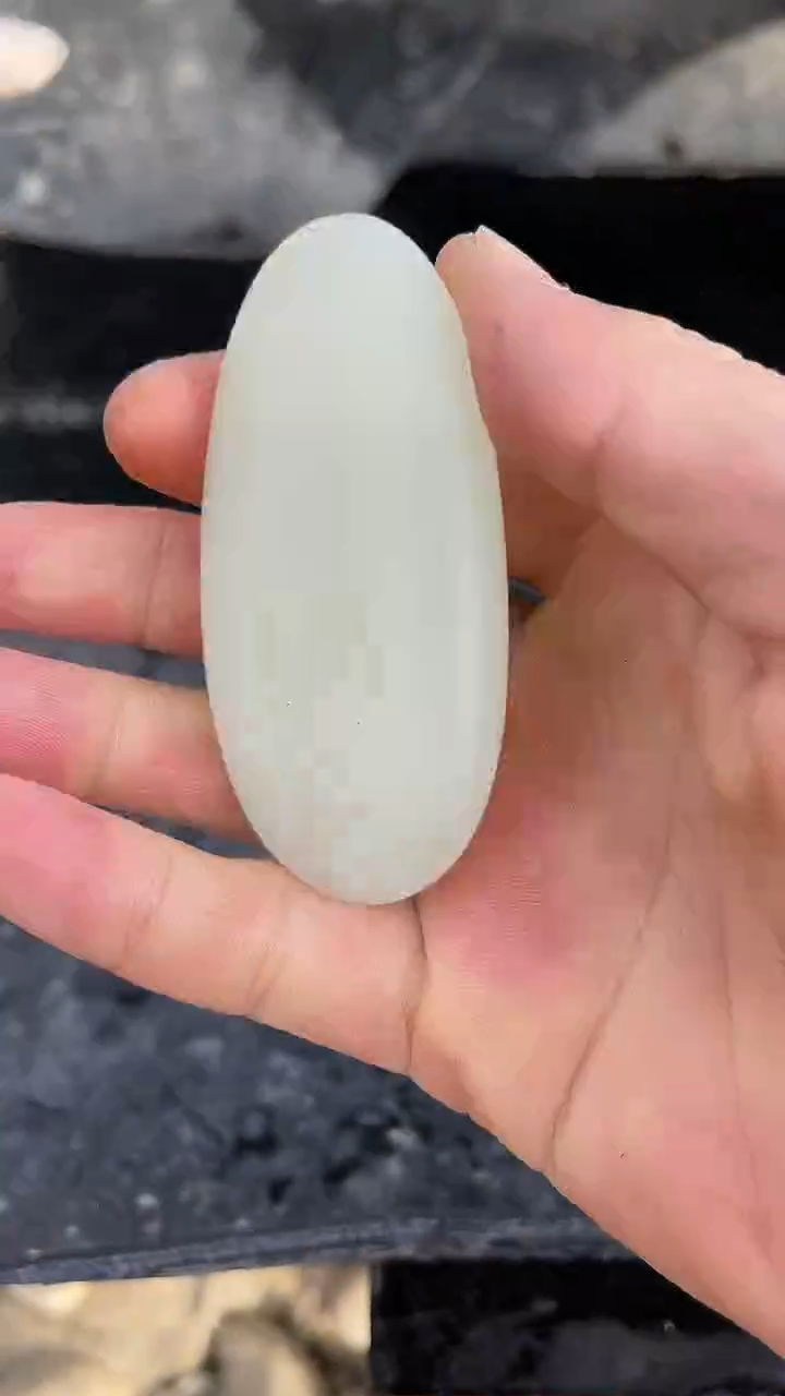 颈饰未镶嵌和田玉（糖玉）001