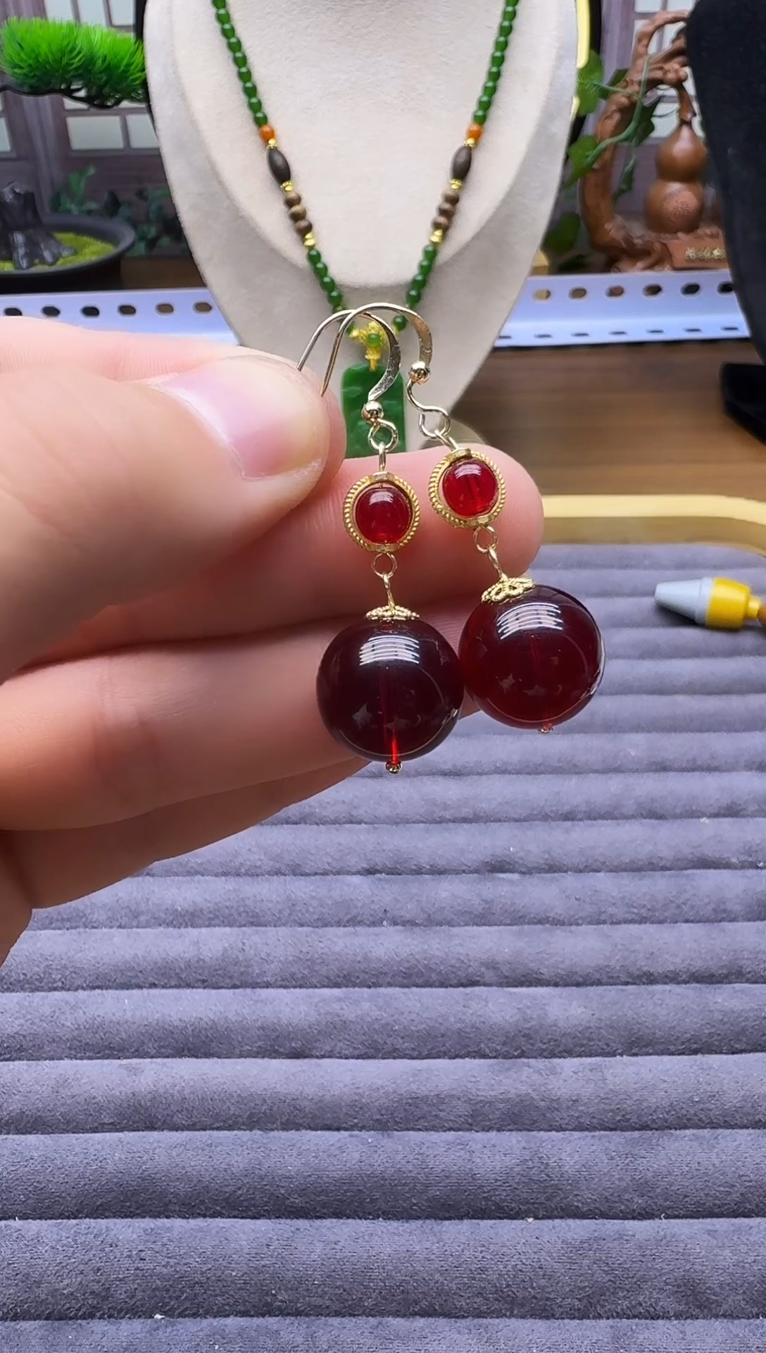 血珀14K金镶嵌耳饰E158        