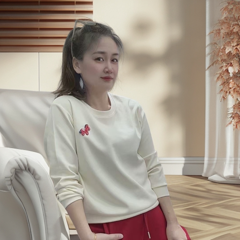 《丽丽家》韩版时尚秋冬圆领小马刺绣长袖卫衣上衣女打底百搭休闲