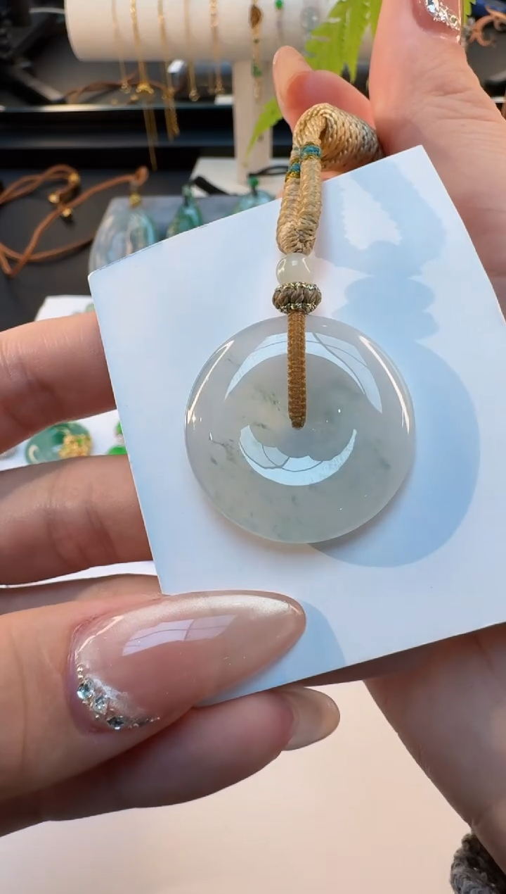 【闪购商品】翡翠颈饰未镶嵌缅甸翡翠A货吊坠