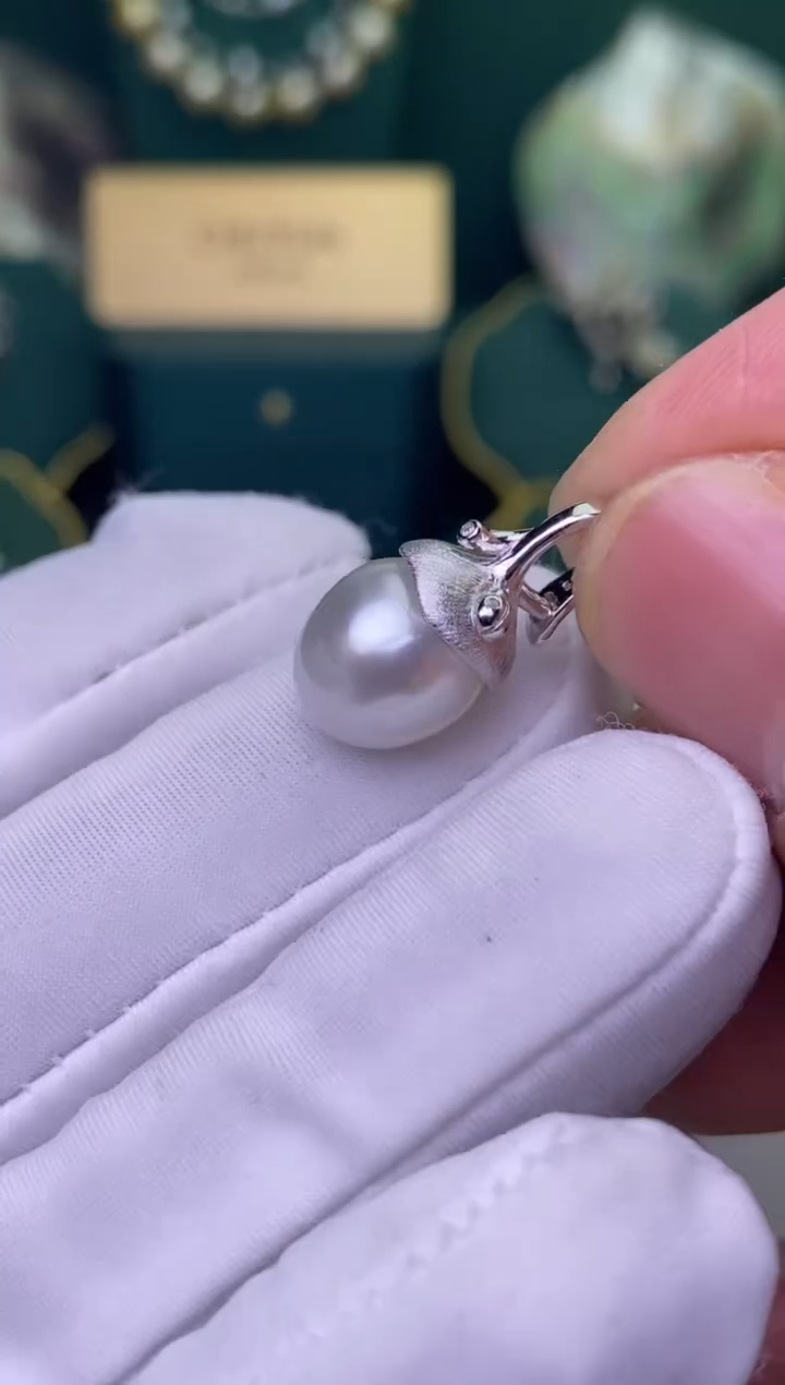 【闪购商品】海水珍珠颈饰银S925镶嵌10*-11