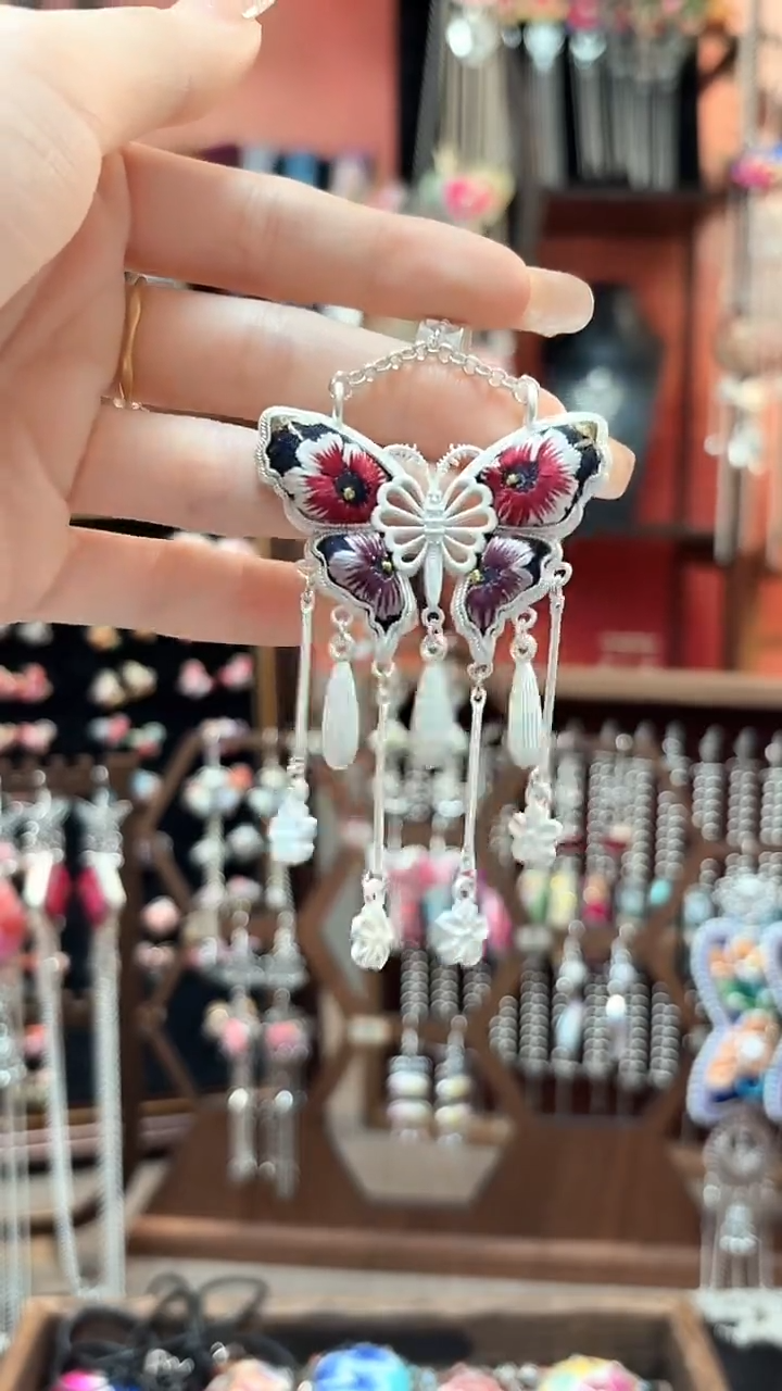 织绣云织谣民族风精美饰品 128