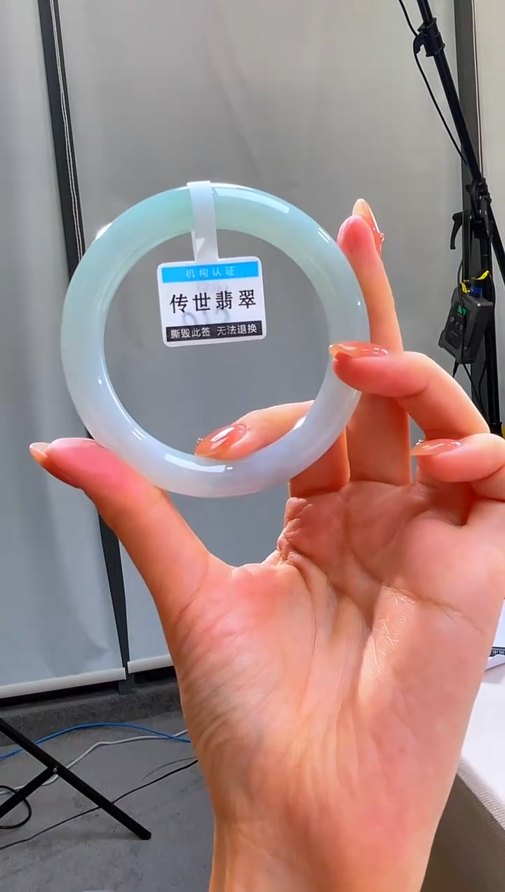 未镶嵌手镯翡翠退货标签需完好-015