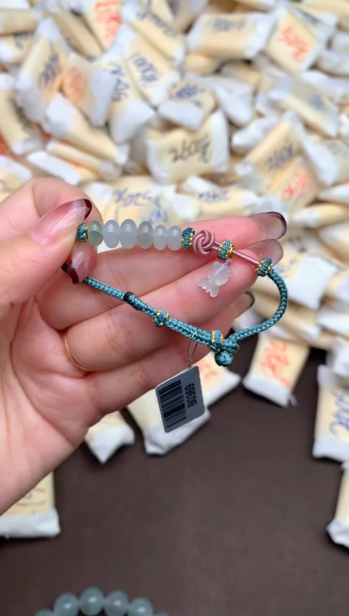 【闪购商品】翡翠手绳未镶嵌—