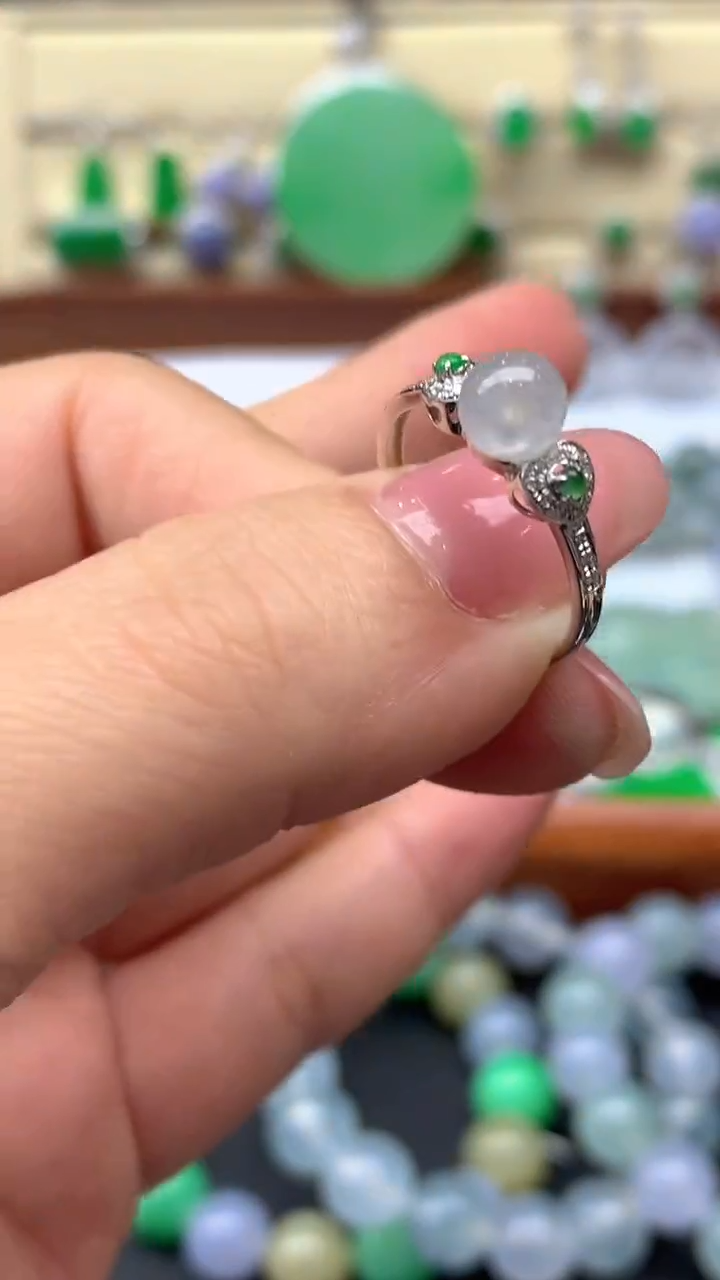 【闪购商品】翡翠颈饰未镶嵌8-天然翡翠