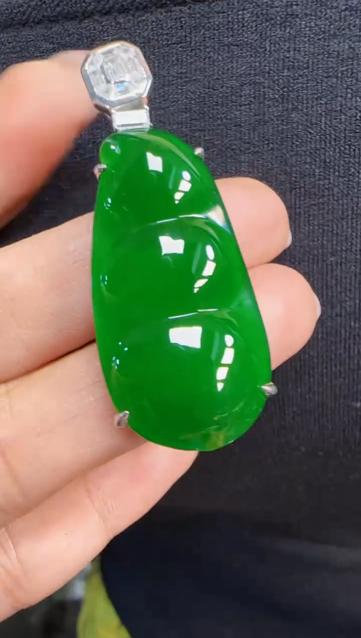 未镶嵌定制翡翠翡翠吊坠144