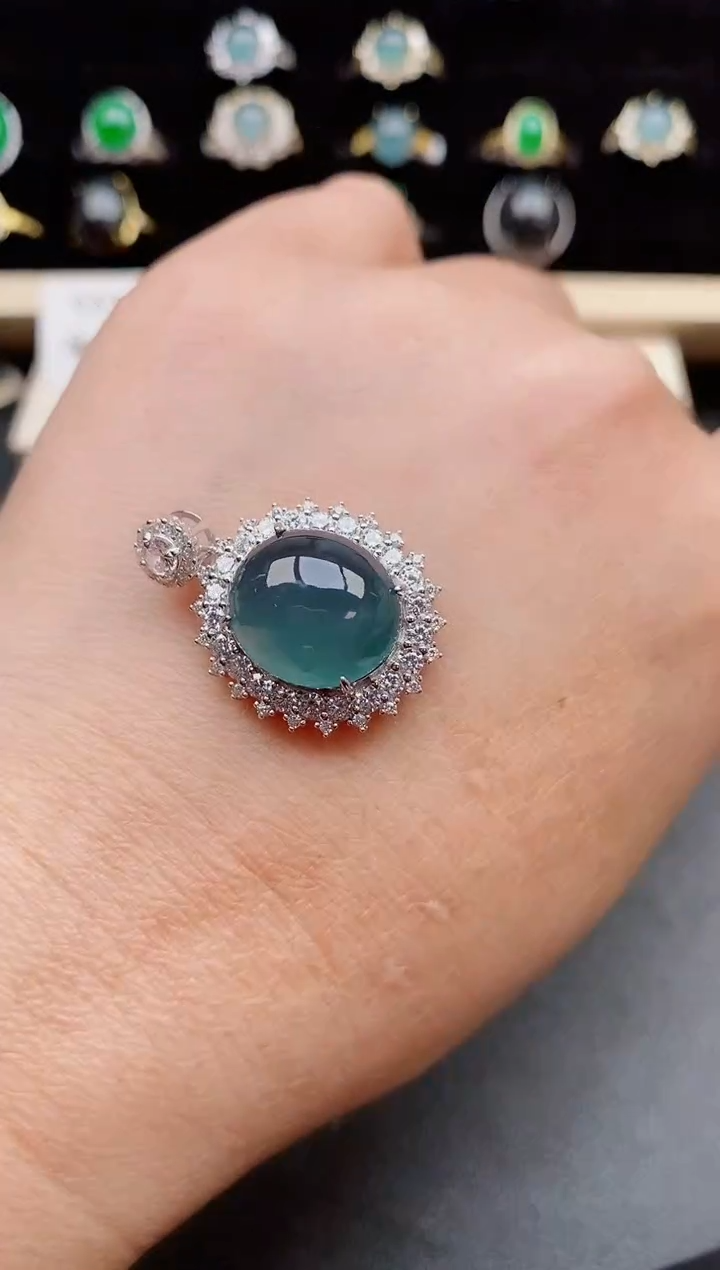 【闪购商品】翡翠吊坠(赠链)银S925镶嵌50800