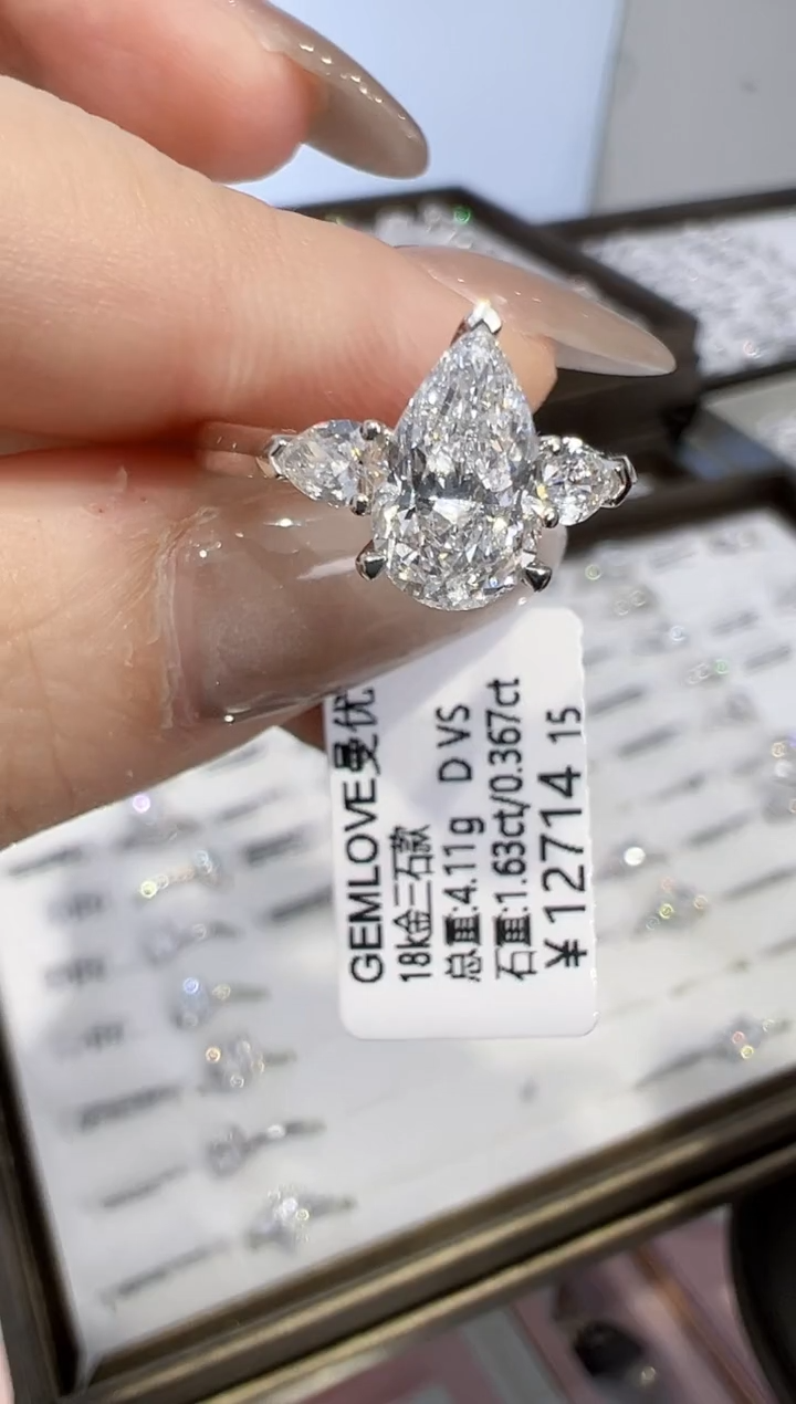 【闪购商品】实验室培育钻石18K金镶嵌1.63ct