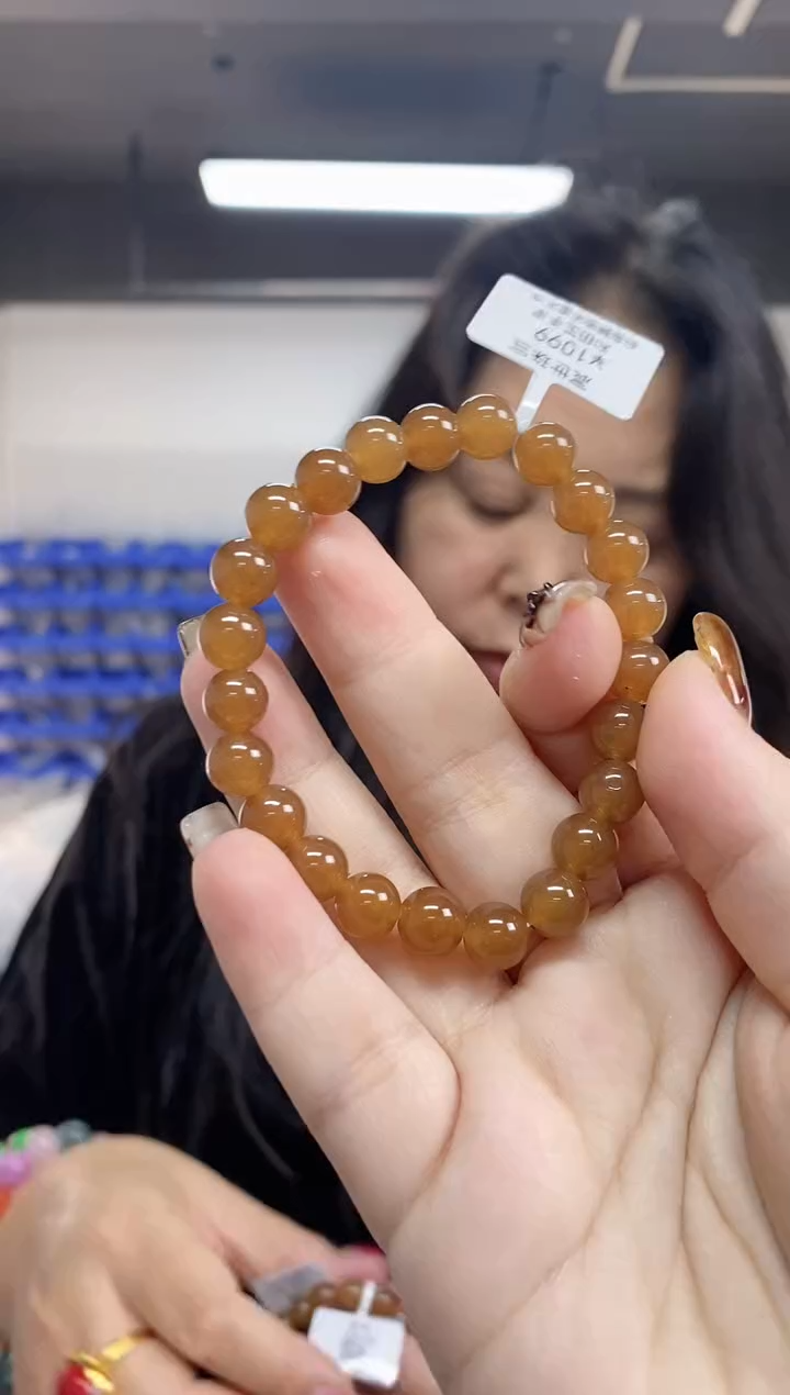 【闪购商品】和田玉手串未镶嵌多样性发其一颜色微差