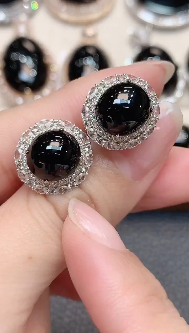 18K金镶嵌翡翠耳饰D42