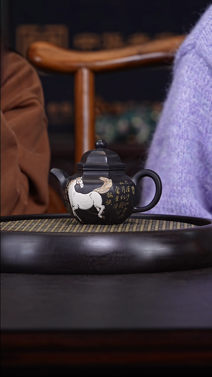 【闪购商品】紫砂茶壶吴亚平24-19墨朱砂六方掇球260c