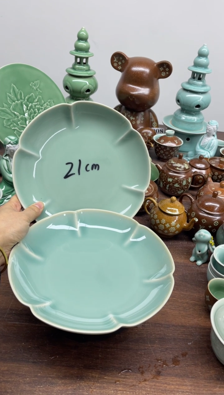 特价青瓷 慧语瓷坊 微瑕2个