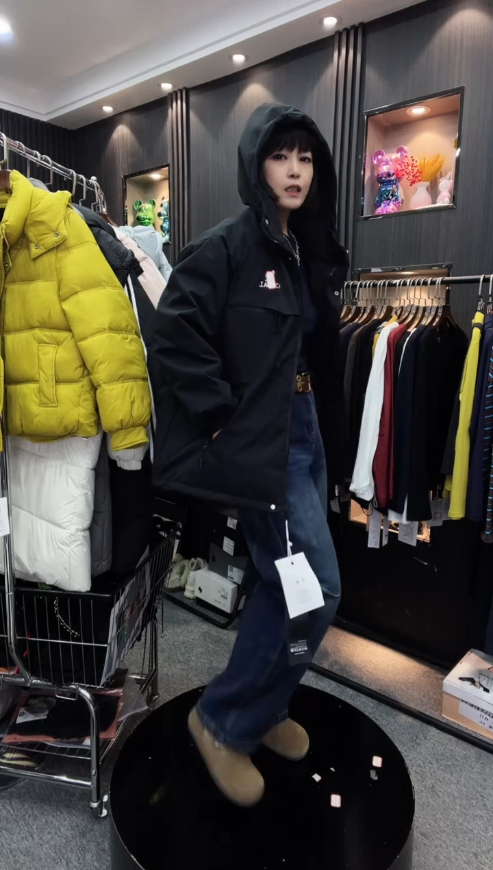 852棉服外套---黑色