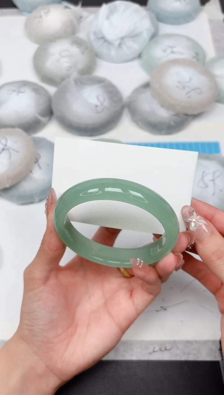 石英质玉手镯未镶嵌341-60.4