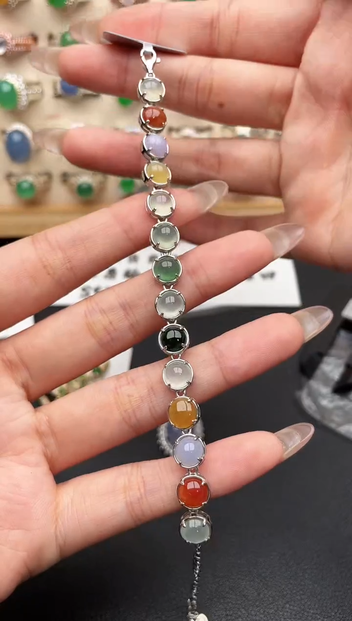 未镶嵌戒指翡翠一物一证一礼盒