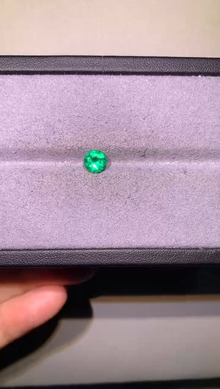 【闪购商品】祖母绿裸石未镶嵌1.01吉尔德INTE极微油VBA119