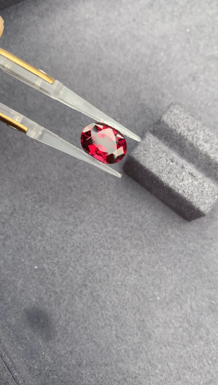 【闪购商品】石榴石裸石未镶嵌5.3ct镁铝