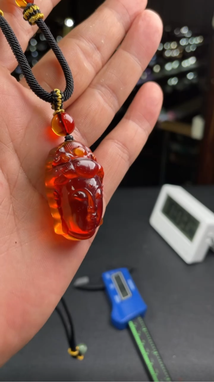 未镶嵌颈饰琥珀-12996-E13-多样性发其一