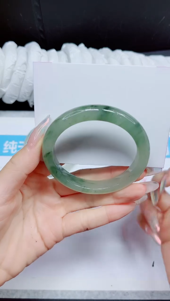 石英质玉手镯未镶嵌299