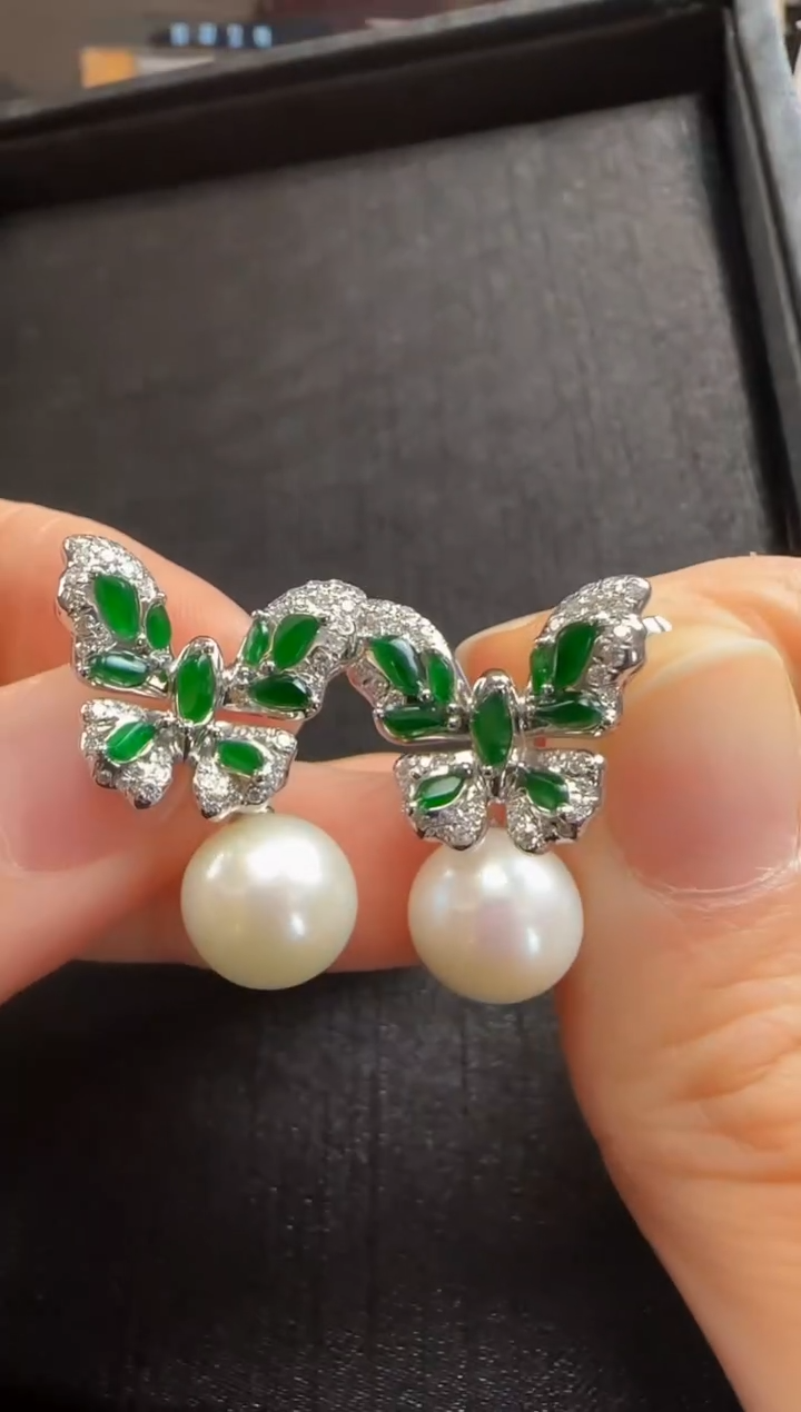 【闪购商品】翡翠耳环18K金镶嵌707蝴蝶一对