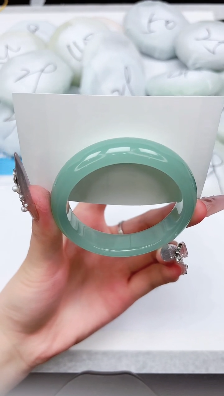 石英质玉手镯未镶嵌97-54