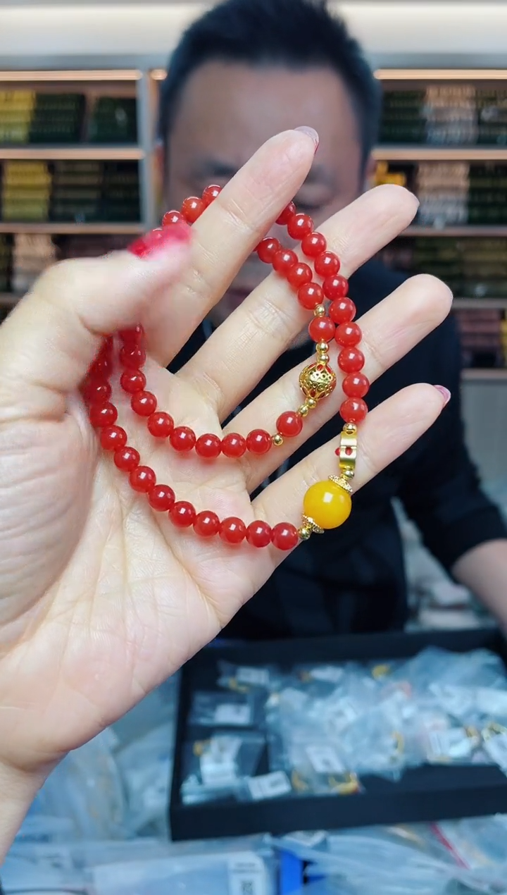 【闪购商品】南红玛瑙`未镶嵌多样性发一件