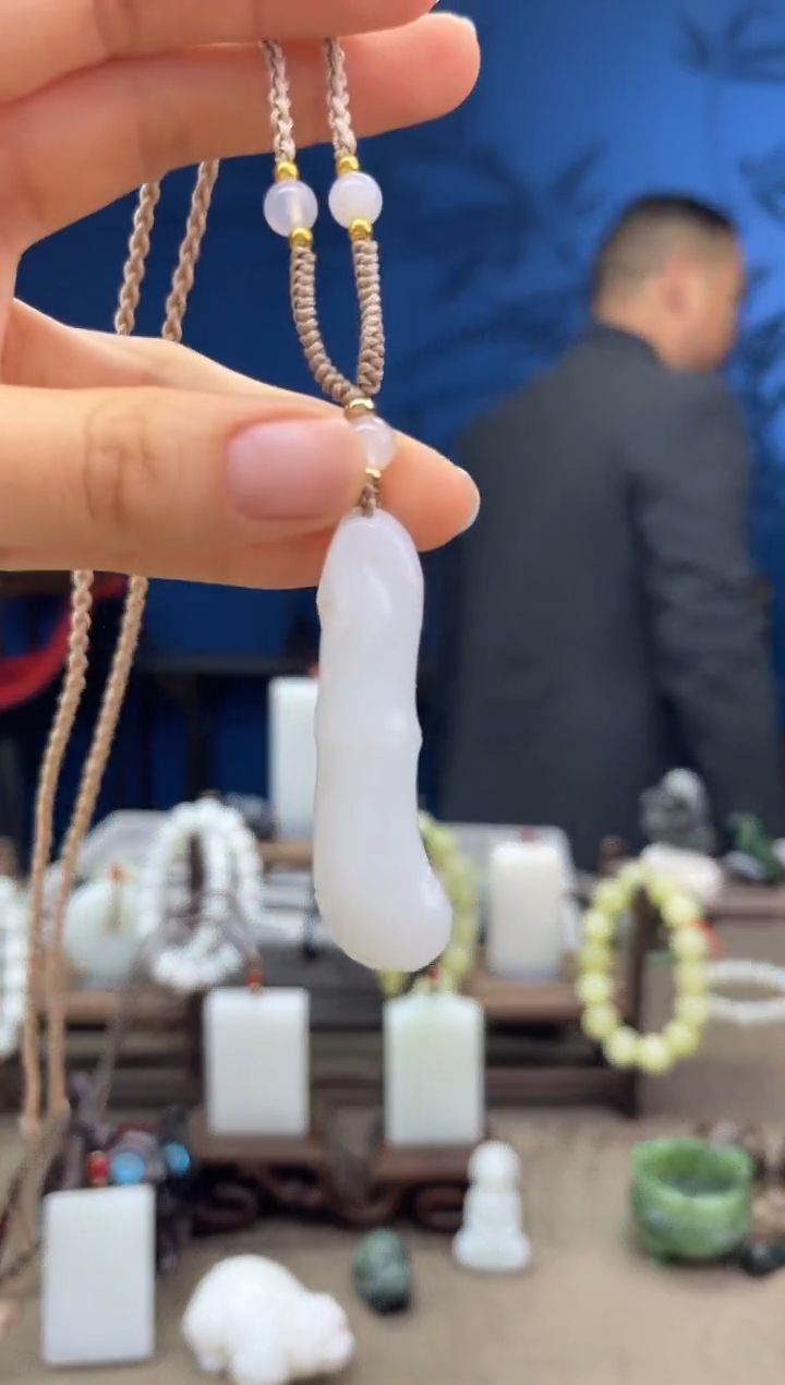 【闪购商品】和田玉颈饰未镶嵌1