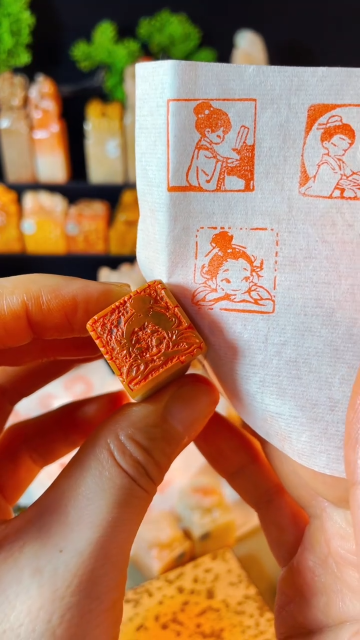 【闪购商品】巴林石印石手工篆刻《无忧无虑少女》