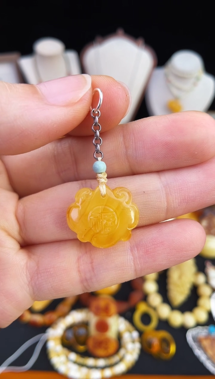 琥珀未镶嵌珠宝奇石柒月