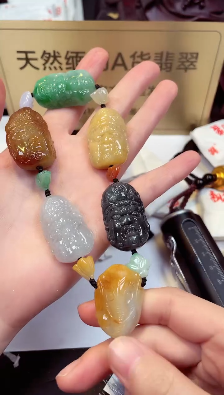 【闪购商品】翡翠颈饰未镶嵌天然缅甸翡翠A货