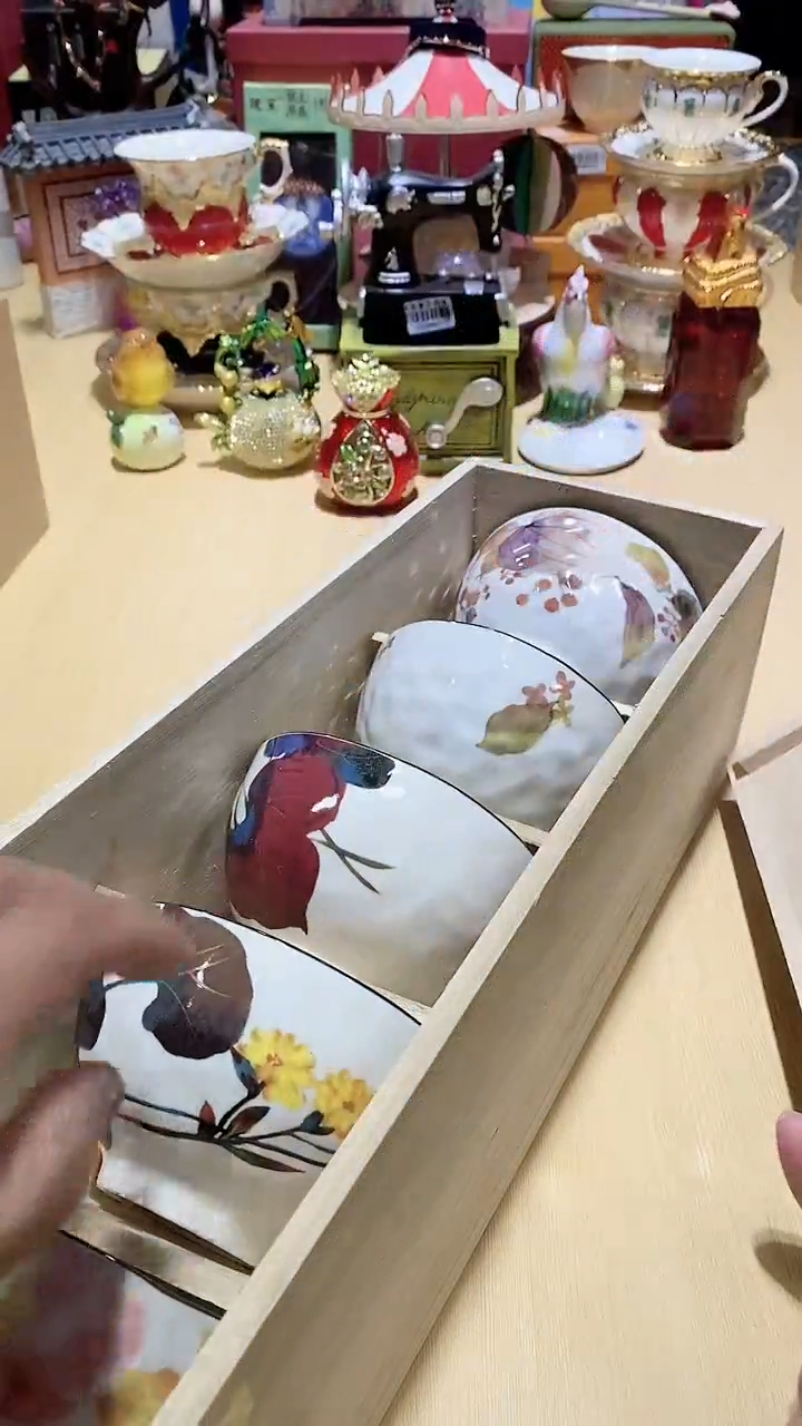 瓷片全场正品  一件不留@1