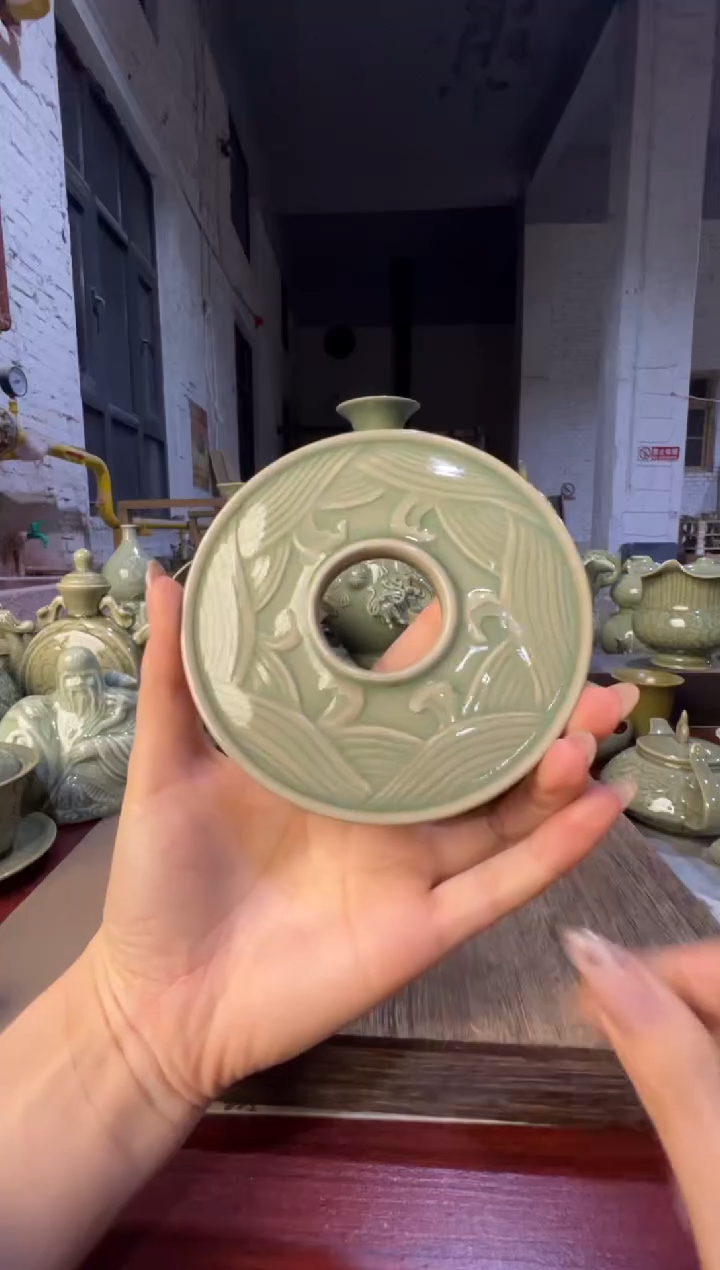 耀州窑海浪纹玉璧