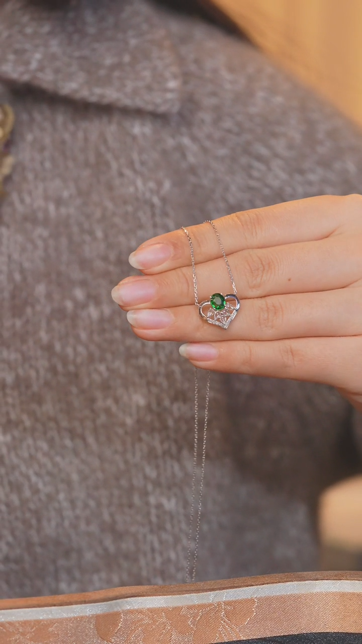 【闪购商品】石榴石（沙弗莱）项链18K金镶嵌（0.8ct）@@Q9001