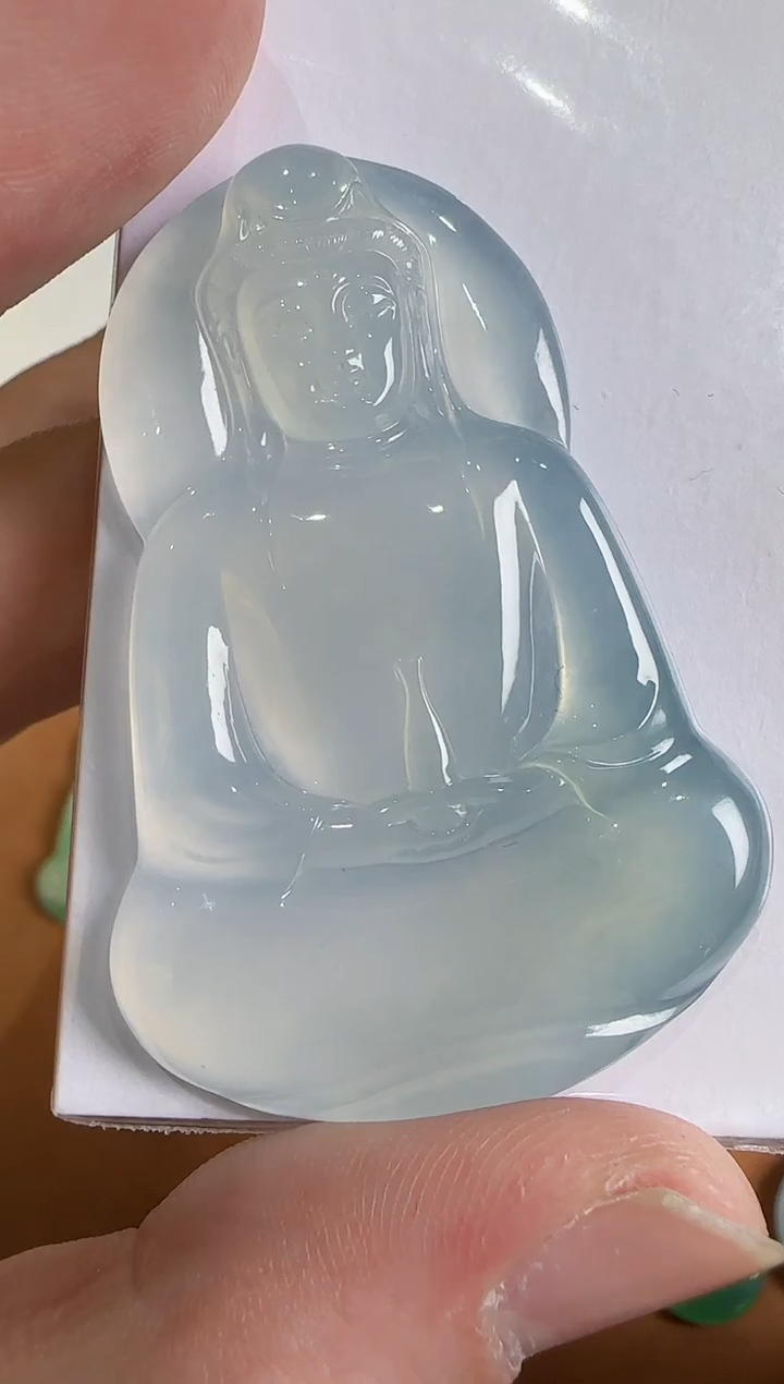 吊坠(不含链)未镶嵌翡翠.