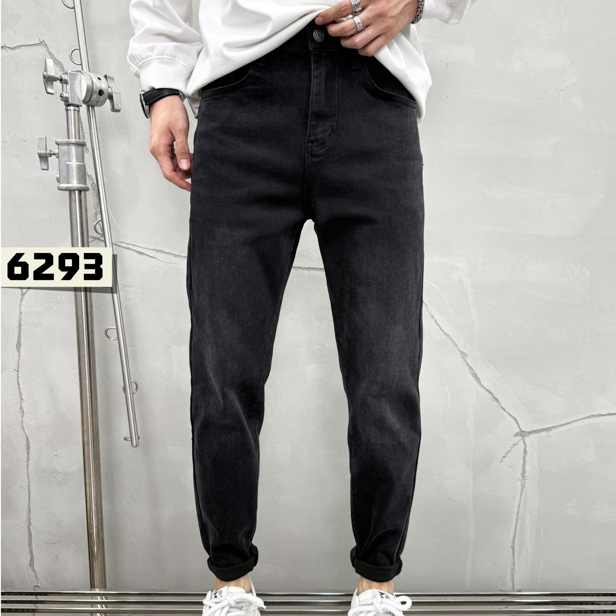 2025新款男士修身低腰直筒裤男秋冬春秋牛仔裤小脚裤裤子百搭加厚