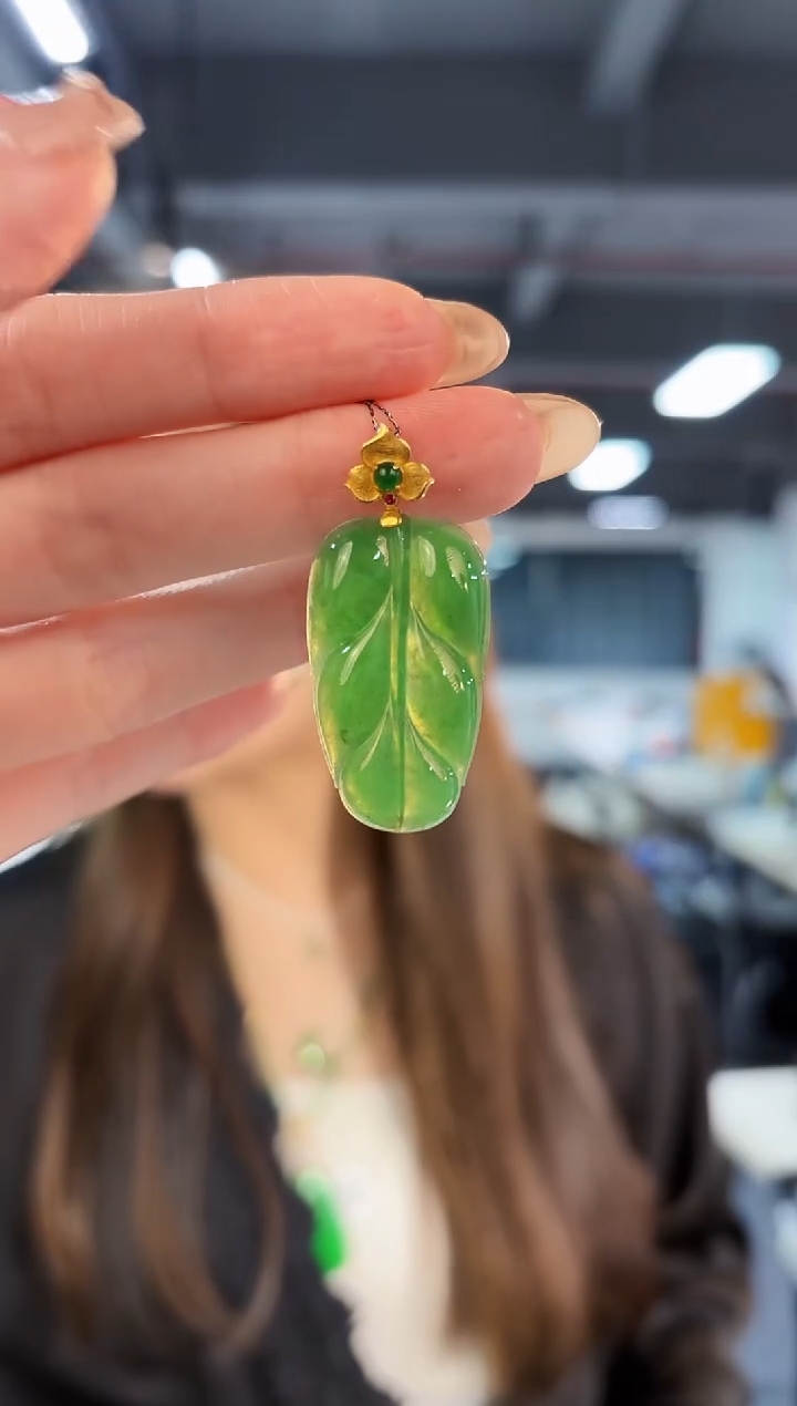 【闪购商品】翡翠颈饰18K金镶嵌 缅料A货/支持复检/一件