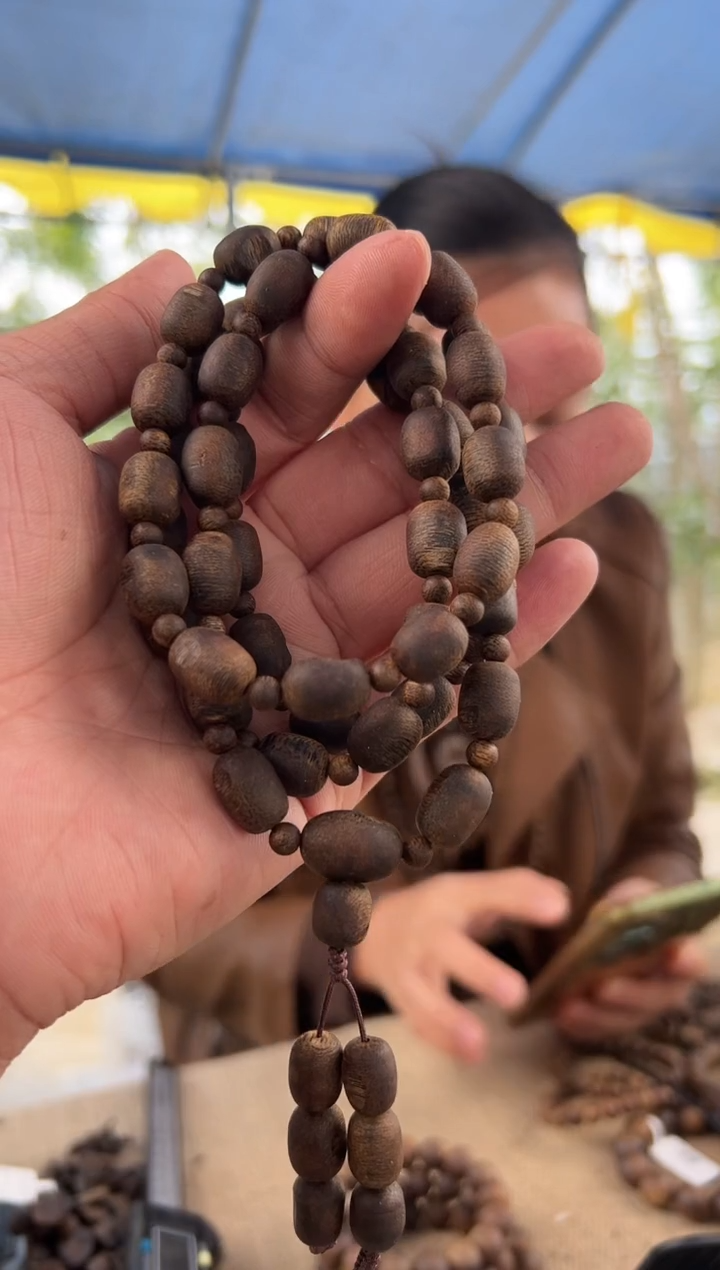 【闪购商品】沉香手串留疤沉水保51克