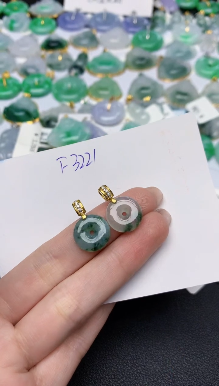 颈饰未镶嵌翡翠天然缅甸A货翡翠百元以上9元证书费自理