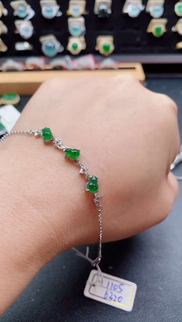 银S925镶嵌戒指翡翠1